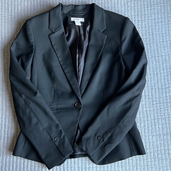 H&M | Fitted Blazer - Picture 1 of 4